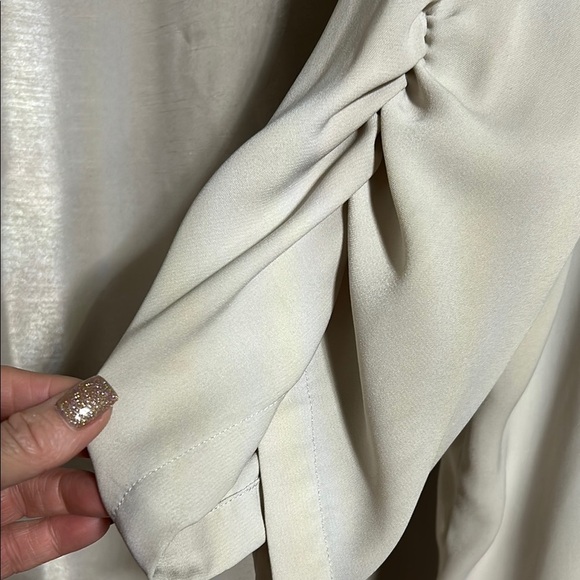 Massini Beige Open Front Cardigan - Picture 5 of 5